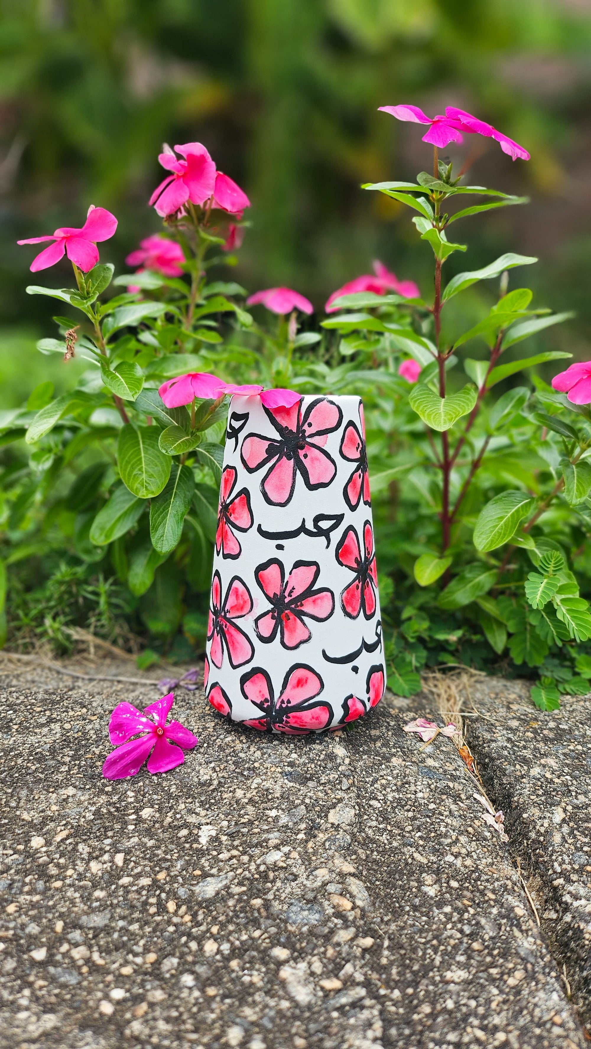 Hand Painted Vase - Haab Flowers