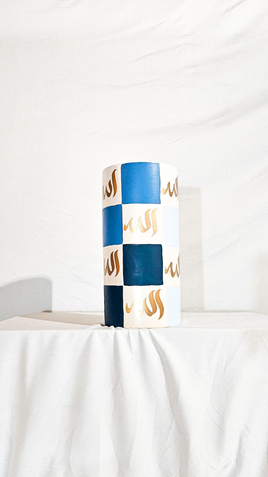 Vase #31 - 30 Duas for the World